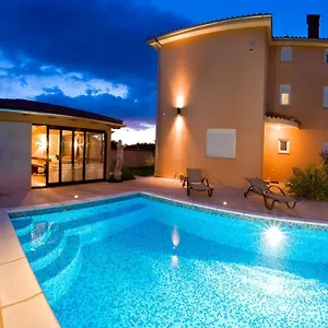 villa-mihaela-fazana.in-istria.net/