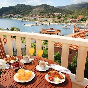 Vrbat Apartman Seget Vranjica