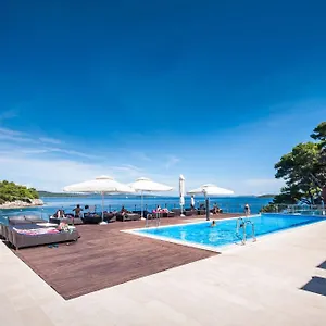 hotel-maxim.hotelinzadar.com/